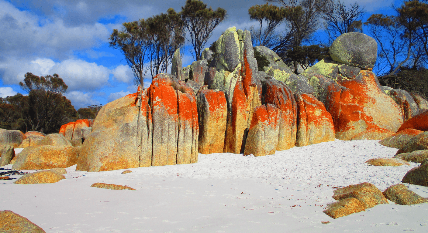 The Bay of Fires: Orange Boulders, White Sand, No Crowds