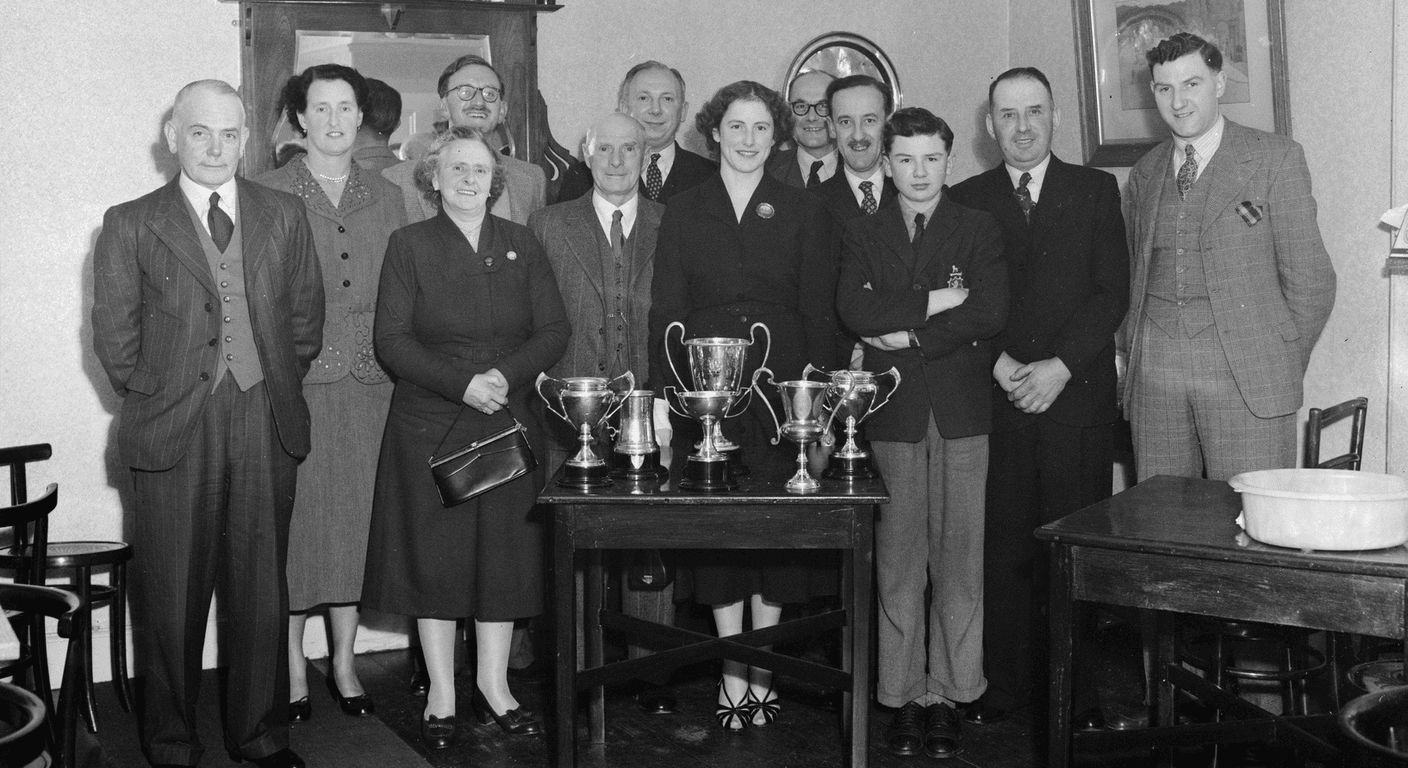 Bowls Clubs on the Road: Barefoot Bowls, Cheap Drinks and Instant Company