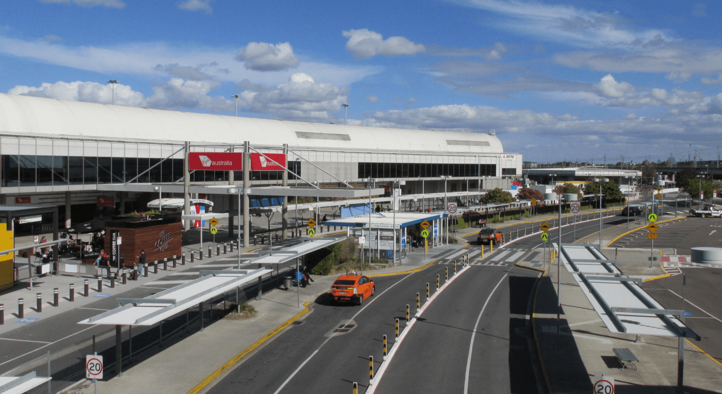 Brisbane Airport to the Gold Coast: Transfer Options Compared