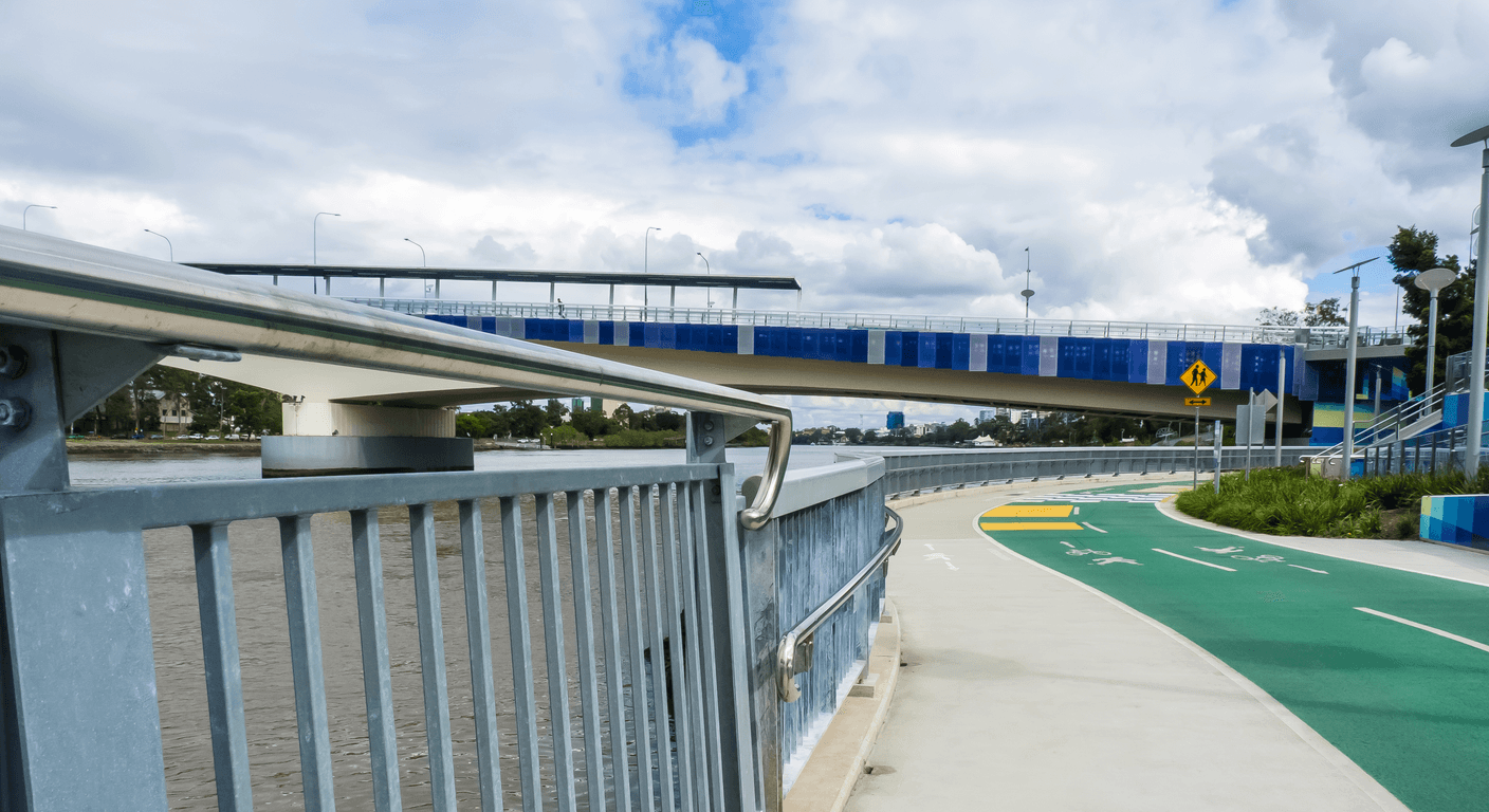 Brisbane's Riverside Bikeways: Following the River Without the Hills