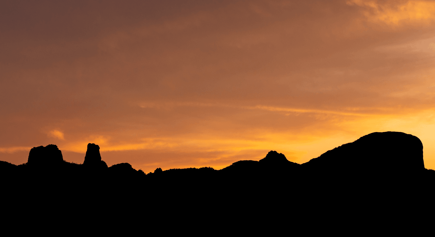Coonabarabran and the Warrumbungles: Dark Skies and Volcanic Spires