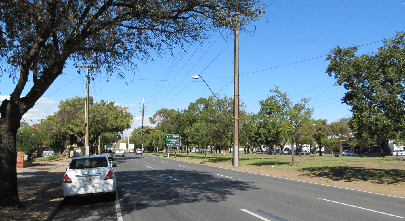 Queen Street, Croydon: Adelaide's Little Cafe Corner by the Train Line