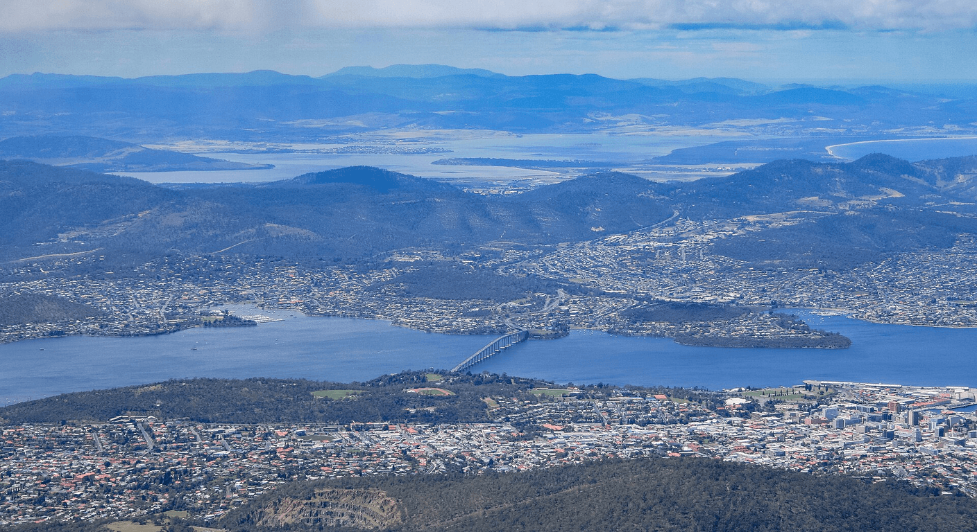 Hobart's Intercity Cycleway: A Flat Ride Beside the Derwent