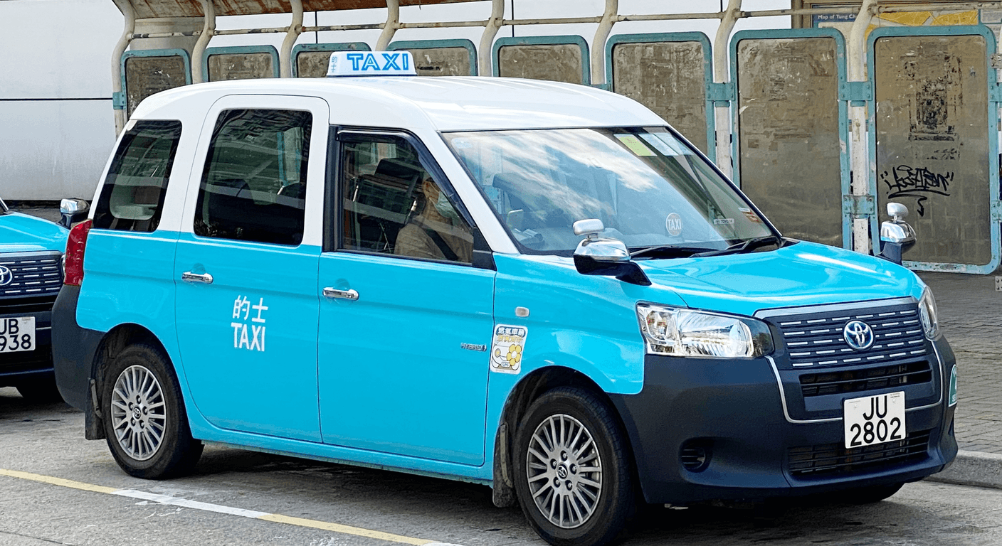 Lantau Island: Hong Kong's Cable Car, Big Buddha and Fishing Village