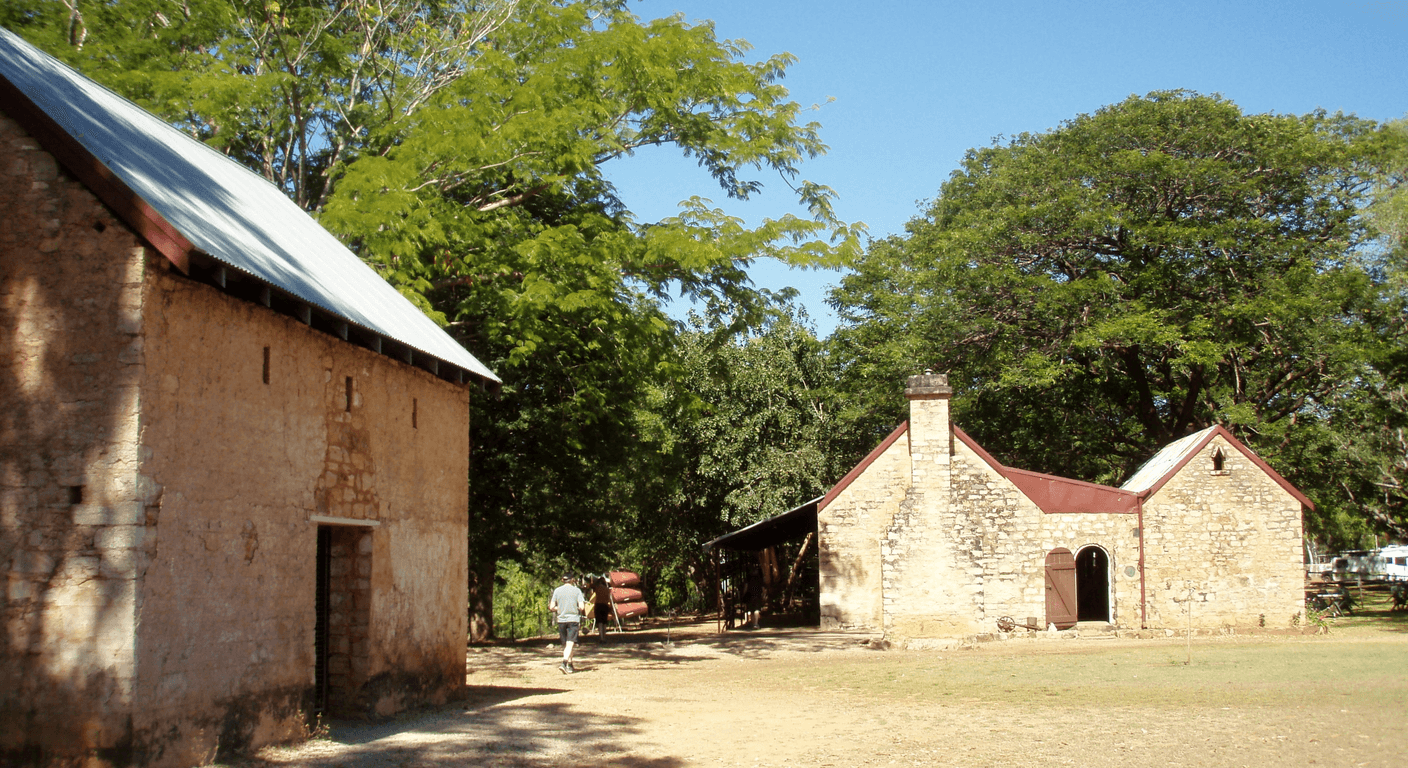 Katherine Hot Springs and Cutta Cutta Caves