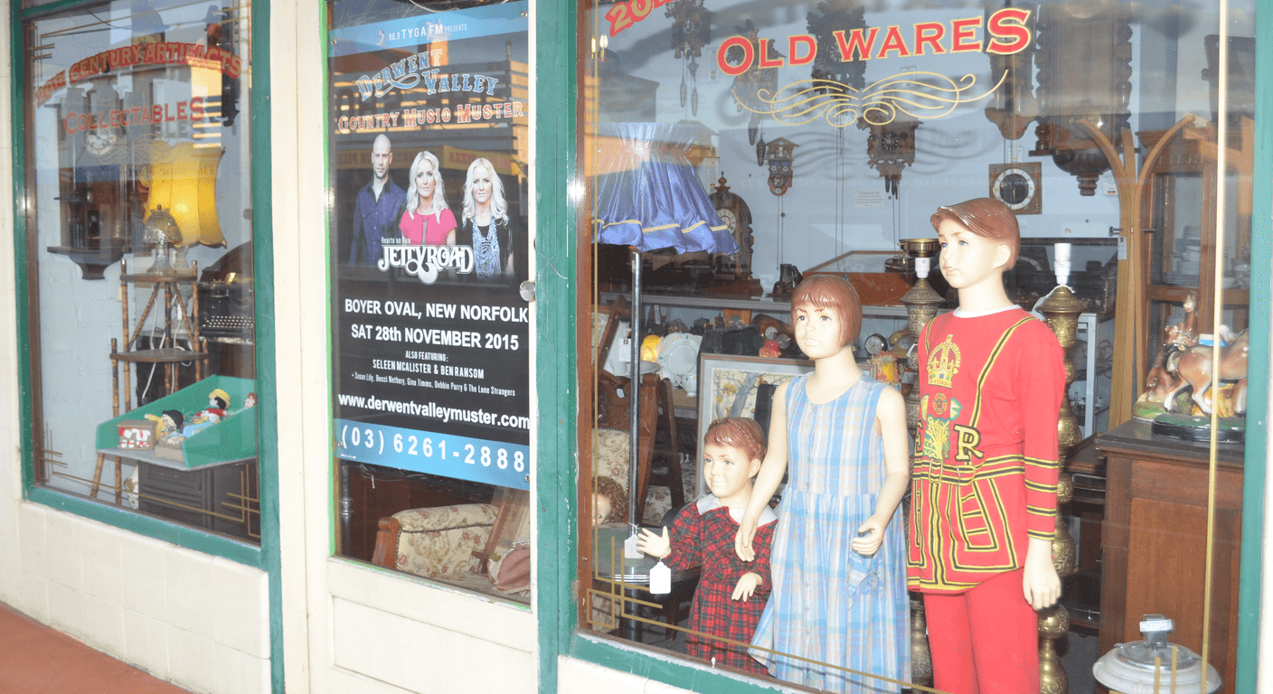 New Norfolk: Antique Hunting on the Derwent