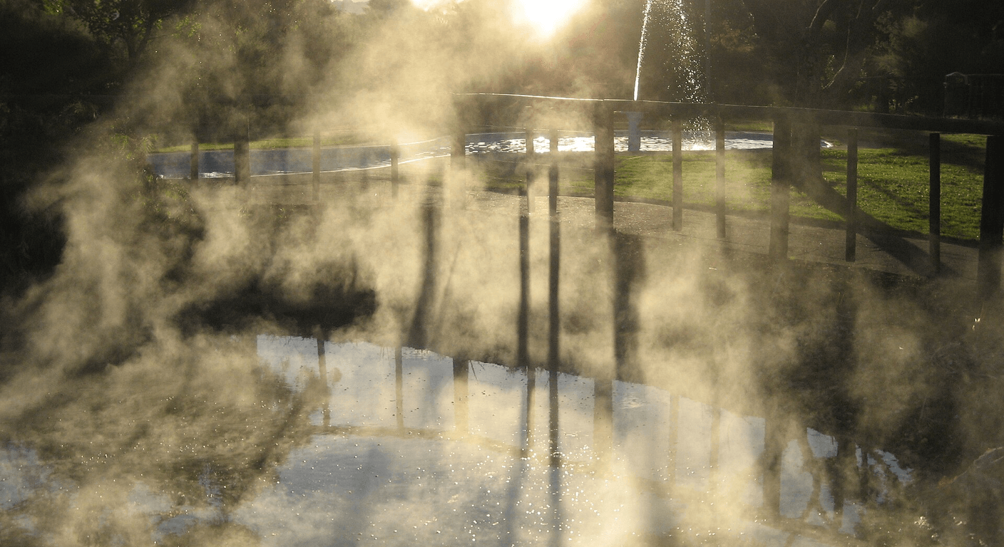 New Zealand's Thermal Pools: A Short Hop for Serious Soaking