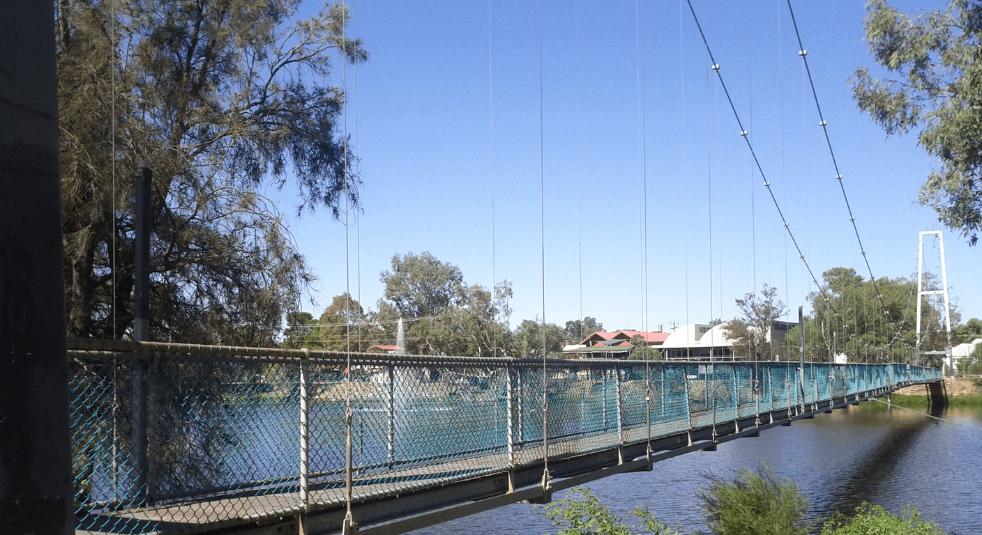Northam: Avon River Bridges, White Swans and Wheatbelt Heritage for Over-50s