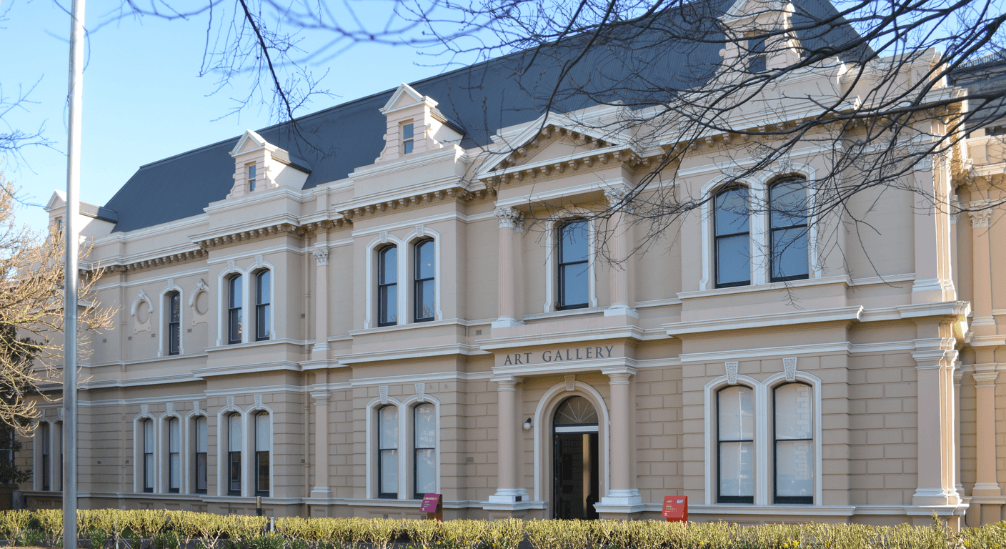 QVMAG: Launceston's Free Museum and Art Gallery Double
