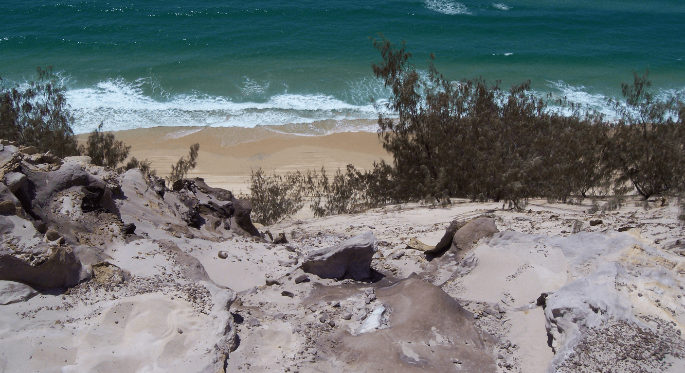 Rainbow Beach and the Carlo Sand Blow: Coloured Sands at the Gateway to K'gari