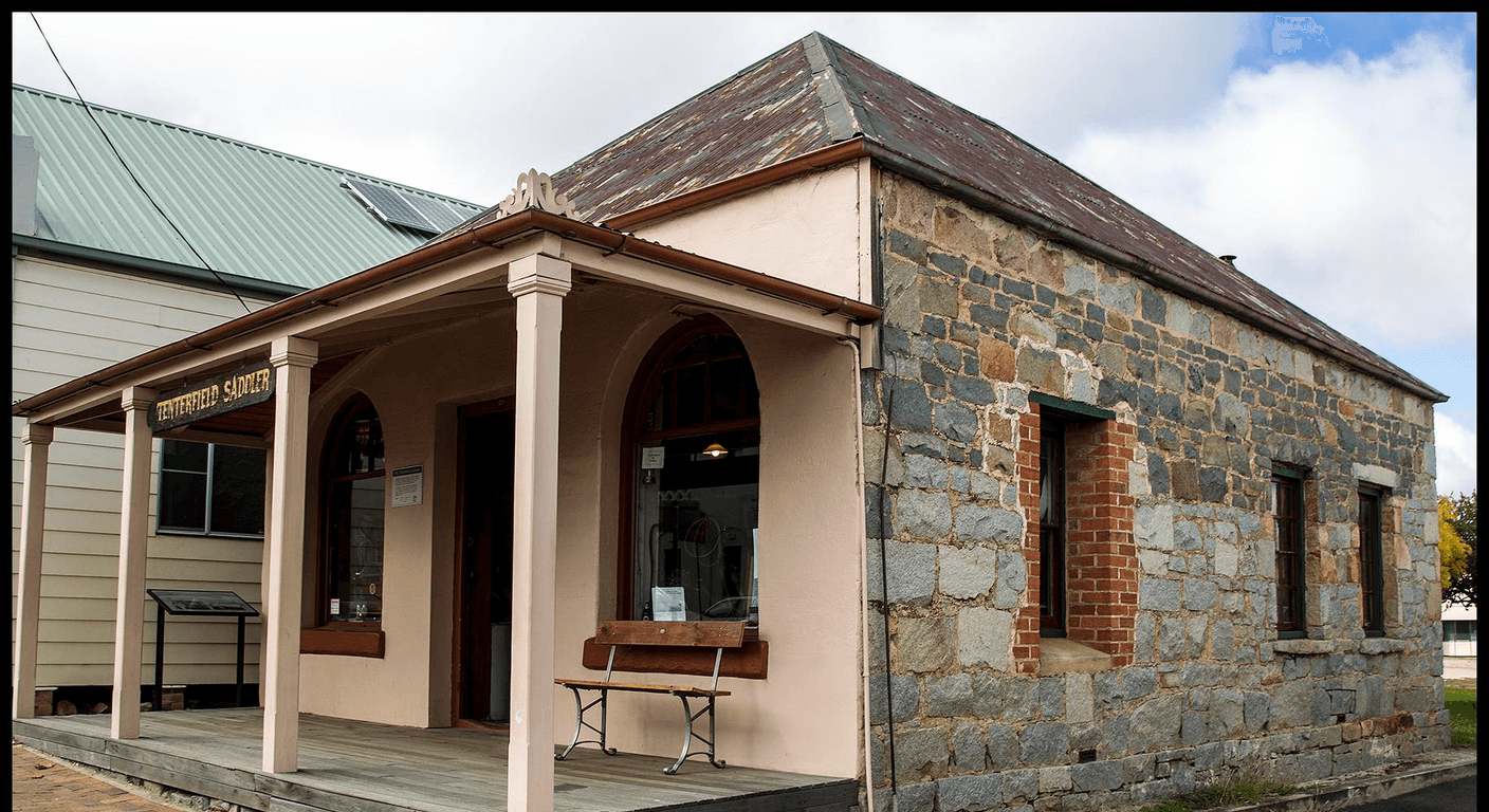 Tenterfield: The Saddler, the Federation Speech and High Country Air