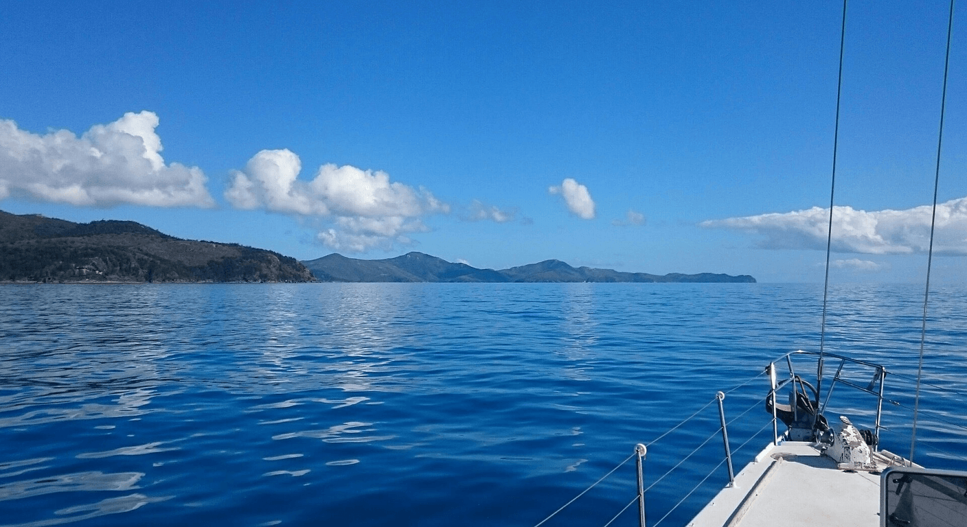 Whitsundays Crewed Yacht Charters: A Relaxed Sail for Over-50s